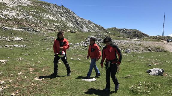 Unos montañeros avisan del hallazgo del cuerpo de una mujer en Picos de Europa